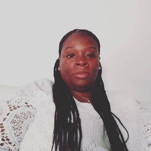 Meet your Posher, Denice